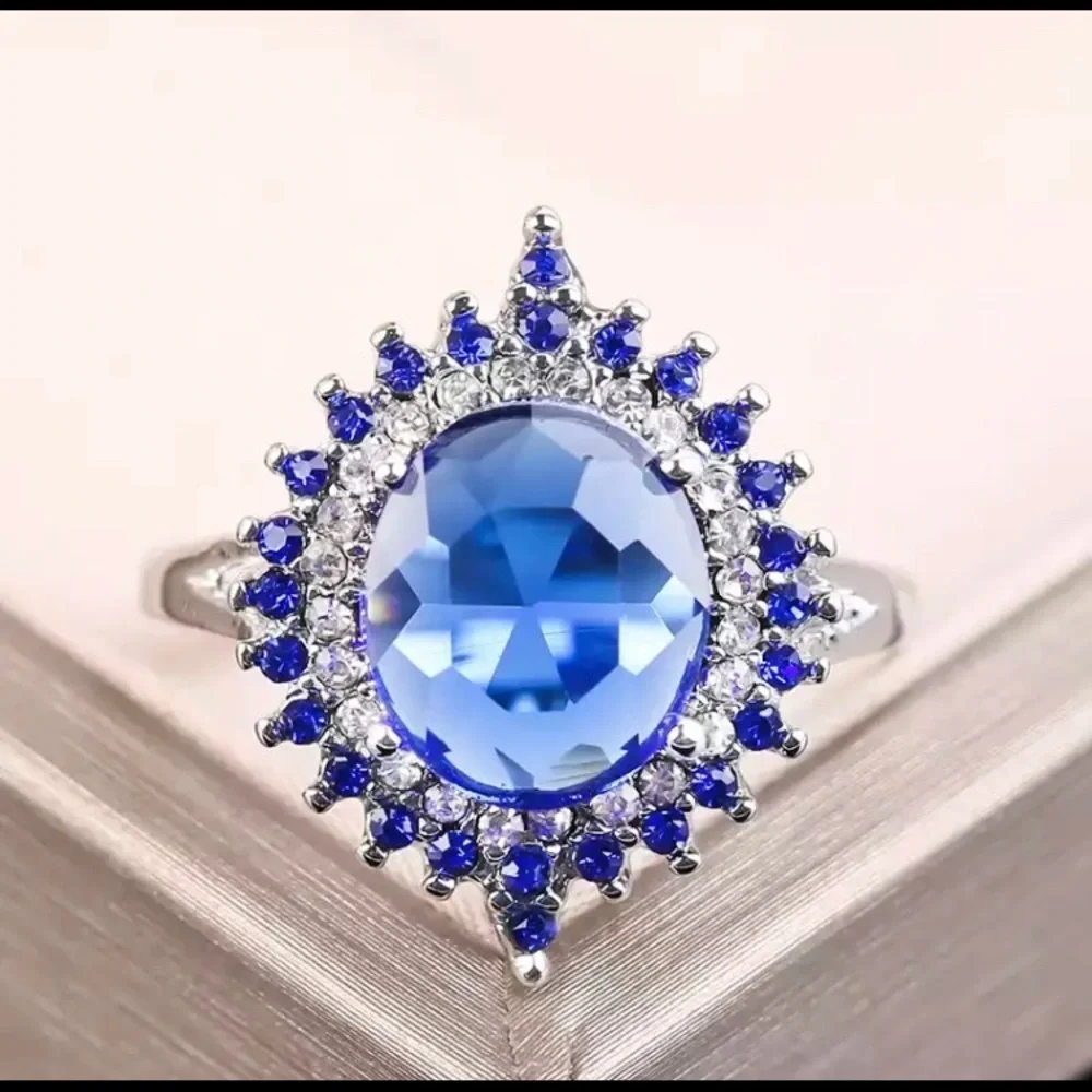 Huge Dark blue silver cocktail ring
